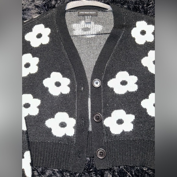 Xsmall cardigan black floral - Picture 2 of 3